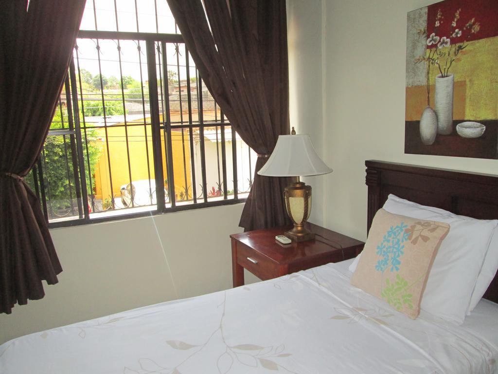 Hotel San Mateo San Salvador Rum bild